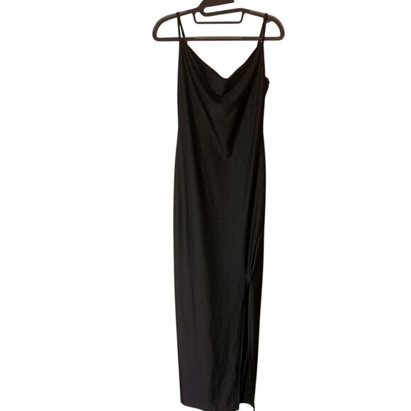 Popular 21 Sleek Black Bodycon Full Length W/ Side Slit Women’s Large - Picture 1 of 7